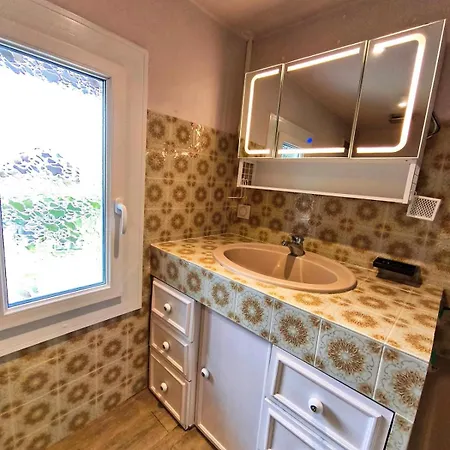 Semesterbostad La Petite Maison - Charme Normand Et Authenticite